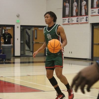 🏀| Zyrei Bailey-Sampson | PG 2026 | Smoky Hill HS | Hard2guard NXT 16u| 3.8 GPA | Email: zyreibaileysampson@gmail.com