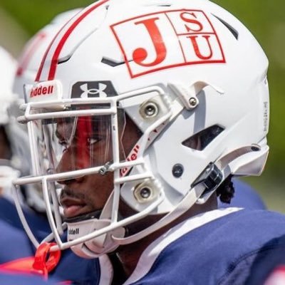 Jackson State Transfer (Jackson, MS) 3.2 GPA| 6'3|230| TE/WR|40 time: 4.6 Bench: 305 Squat: 495 Vertical: 29in Broad: 7ft kendarriussmith7@gmail.com