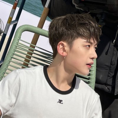 #SEOKMATTHEW : my world 🥀 ૮ ˶ᵔ ᵕ ᵔ˶ ა ZB1 ˚₊· ͟͟͞͞➳❥