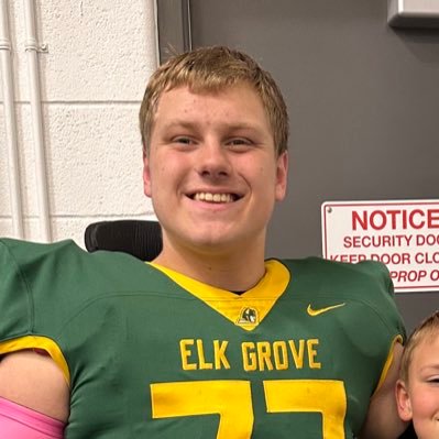 EGHS (IL) 25”| Elk Grove football (OL)|Elk Grove wrestling 285| 6”2 280lbs|milomike2018@yahoo.com