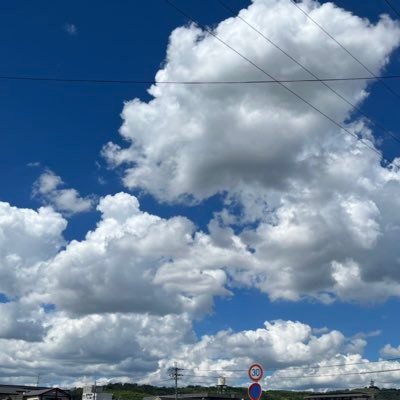 中島卓偉さんのライブに昔は良く行っていましたが仕事で行けなくなり、まずは懐かしい曲から聴けるように、聞いてライブに参加してみます