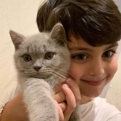 m_ggg92's profile picture. إللي يمشي لك خطوة أمشي له خطوة لا تتحمس ….