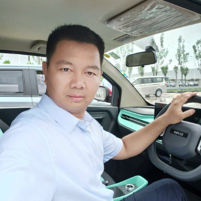 YunLong49737947's profile picture. We are one-stop solutions expert for EEC homologated electric car.