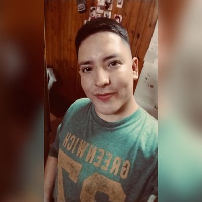 LValles1997's profile picture. 