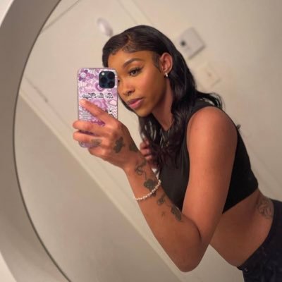 kitabullahhh's profile picture. new account , old habits 🤷🏽‍♀️