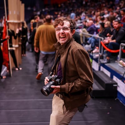AZ Multimedia Artist | @Cronkite_ASU alum | he/him | 🌊 ••|•|••• | World's Fastest Tweet Liker