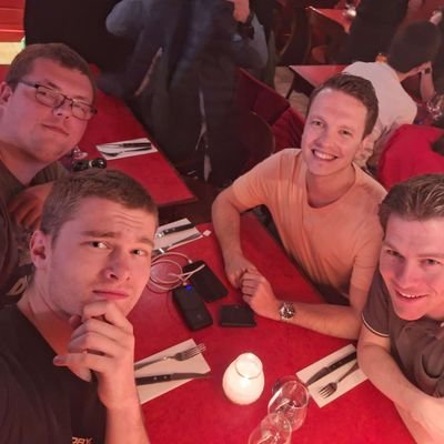 DarnyPoGo's profile picture. I do be vibin