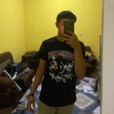 MattsicoYt's profile picture. Edad: 18                                                 País: Guatemala 🇬🇹                           Pasatiempo: Futbol. Sin nada que hacer