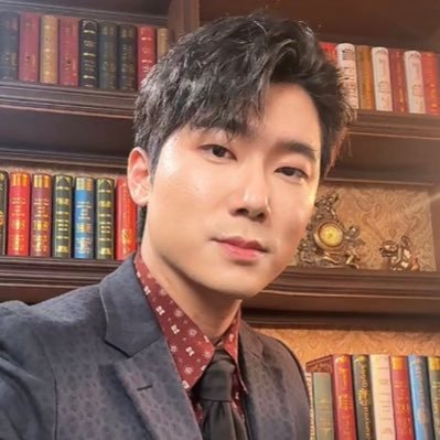 Jhlee_official's profile picture. 뮤지컬 조선의 복서 2025.09.09 - 11.09 요한役