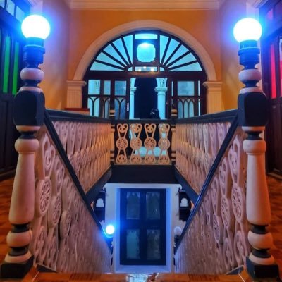 متحف المكلا ، أسس عام 1964 يقع في قصر السلطان القعيطي بالمكلا