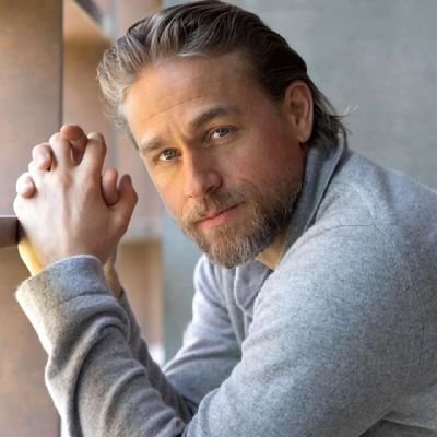 I'm charlie hunnam this is my private page