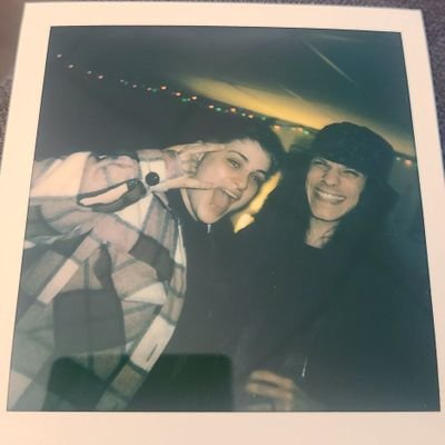 RealWesFeller's profile picture. ⚡💫💜💚 Sustainable Peace ❤️💛💫⚡
Grew up an artist, growing up as a web developer, I want to grow rockets. 🚀
Experimenting!
Think & Grow
(Wesley)