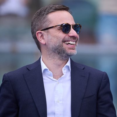 andreal93472328's profile picture. TUTTOLOGO PER QUANTO RIGURDA IL MILAN ❤️🖤 , GIORNALAIO , GIORNALISTA , AVVOCATO, VETERINARIO.