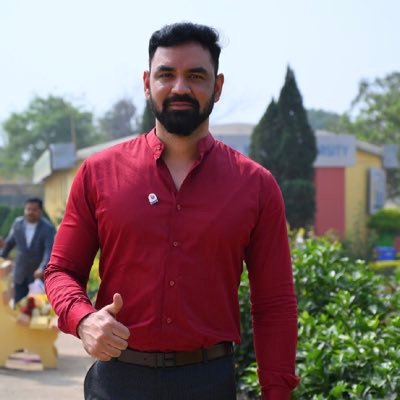 Banker,Corporate Trainer,Event Manager,Tour Operator(https://t.co/UwrdDN3RQ6)&An Aspiring Actor