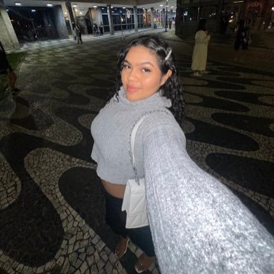 só reclamo da vida