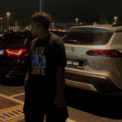 zafrnysry's profile picture. 