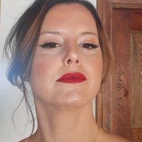 ZEYNEP GÜR (@val_joens) Twitter profile photo