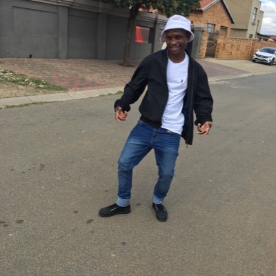 Mandlenkos16755's profile picture. 