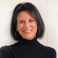 Midge Raymond (@midgeraymond) 's Twitter Profile Photo Midge Raymond (@midgeraymond) 's Twitter Profile Photo