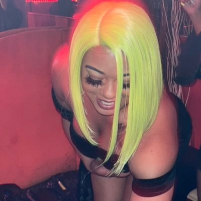 lightskiinn21's profile picture. 