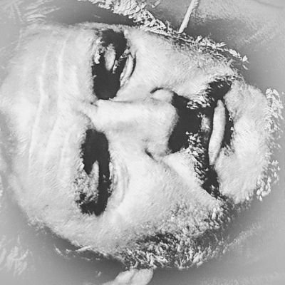 Thodores12's profile picture. Μουσική και έρωτας. Έρωτας και μουσική, σεξ και επανάσταση και όλα περνουν το δρόμο τους. 🎶❤️🎶