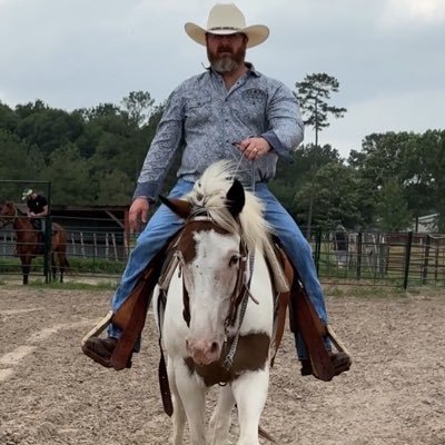 bigD72028727's profile picture. Drummer, I work with horses, my kids show animals