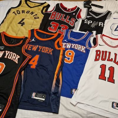 Passionné de basket US et plus particulièrement fan des @nyknicks 🏀                                                       New York et rien d'autre