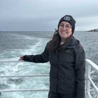 Emily (@fintasticem) 's Twitter Profile