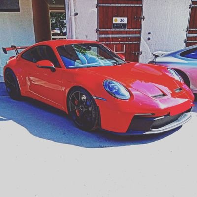 Alex_sepchat's profile picture. 📍Caen, Normandie

France 🇨🇵⚜️

CAP Carrosserie 

Passionné Automobiles🏎️