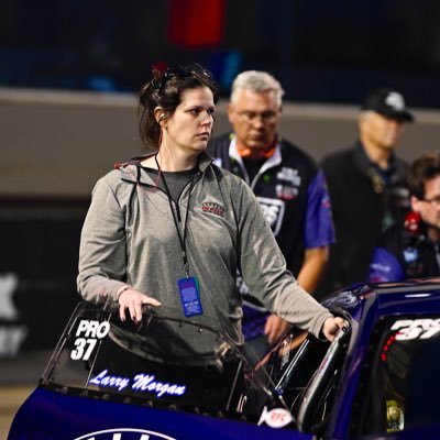 Digital Marketing Nerd By Day 👩🏻‍💻 @nhra Tow Vehicle Horn Operation Specialist 🏁 Living The #SuitcaseLife 🧳 Waldo’s Personal Assistant 🦴