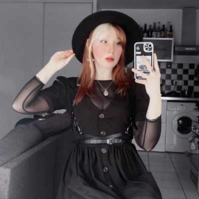 22✨ IG: @cuzelf when you’re lost in the darkness, look for the light