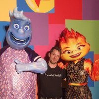 Stephen 'Dirk' Libbey(@ThemeParkDirk) 's Twitter Profile Photo