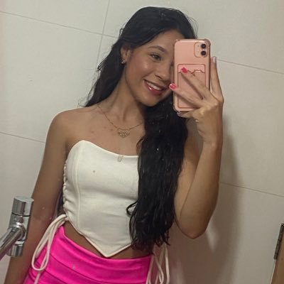 myllenagx's profile picture. 