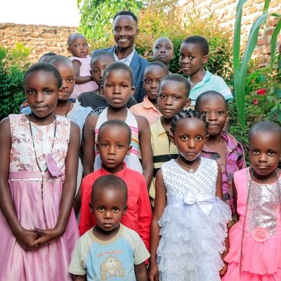 I am a Humanitarian Volunteer, advocating for children.
I have four years experience working with Humanitarian Organization. https://t.co/vMEt7I8g9u