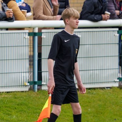 @MELKSHAMTOWNFC Media @TSTBL Panel @LookSportsMedia ✍️ @WiltshireFA Referee all views are my own and none of of above companies