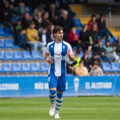 Jugador de @Cd_alcoyano . Internacional con @sefutbol sub16,18,19.