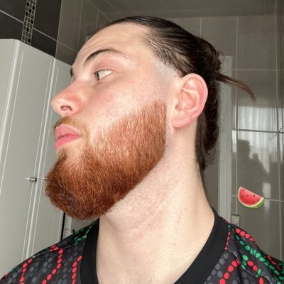 Brun à la barbe rousse 🐐 @trabzonspor @realmadrid