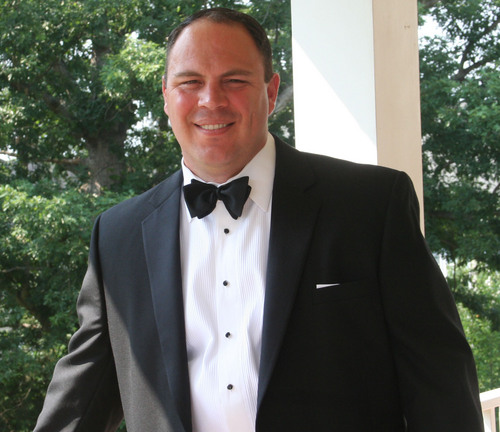 Sales Executive specializing in the Federal Market.