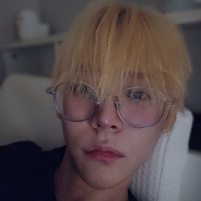 yeeahh_88's profile picture. 