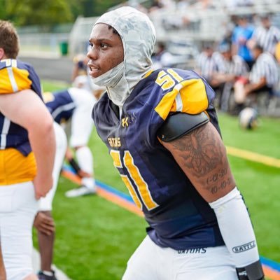 Perry Hall High School c/o’24 DL| OLB| IOL| 6’0 233 lbs| NCAA ID #: 2212736691 👇🏽 mobile- 443-826-2817 email- kjl2006jr@gmail.com