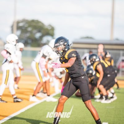 Mount Pleasant HS | Co’27 | 5’10 150 | 40: 4:88 | Wr/ Db | GPA 4.7 | Bench: 205 | Squat: 265