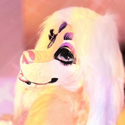 Gender: Werewifey  💖 🐺 |
Breed: Afghan Hound (aka pretentious)  |Age: .25 carats 💎 |Orientation: Regina George 😈🍫 |

I like to draw pictures of doggies 😏