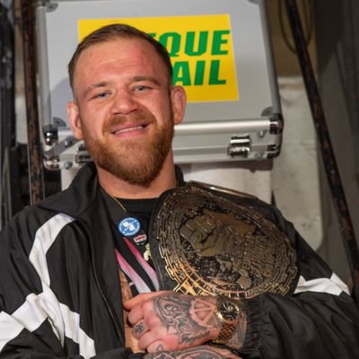 Newcastle 🏴
International Professional Wrestler 🇮🇹 🇺🇸 🇩🇪 🏴 🇫🇷