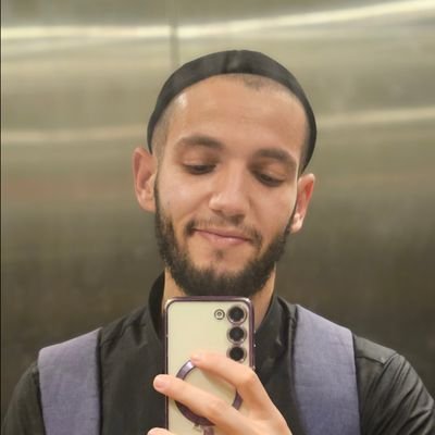 rahmani_dja98's profile picture. 