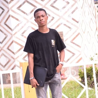 alphonse_mikobi's profile picture. Amoureux de la politique et de l'informatique.
Économiste de formation à l'Université de Kinshasa et Membre du Club des Entrepreneurs aux fronts dressés💪