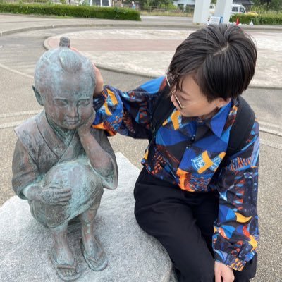 俳優、料理人、分子栄養学カウンセラー。血液検査で栄養の過不足わかります。アンチエイジング、慢性疲労、体調不良、食後の眠気、食事など。相談無料です。DMどうぞ📩 kiss FM KOBE ラジオドラマ「STORY FOR TWO」元レギュラー。📕ヘッダー『ありえないカナちゃん』@kimsonsengnim 📷