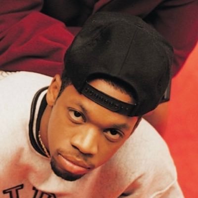 JennaTolls6643's profile picture. first -born college graduate | clown conservatory alum | Titanic luvr | weiner eater 🌭