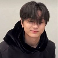 ๐๐๐ ๐ (@jjayfluous) 's Twitter Profile