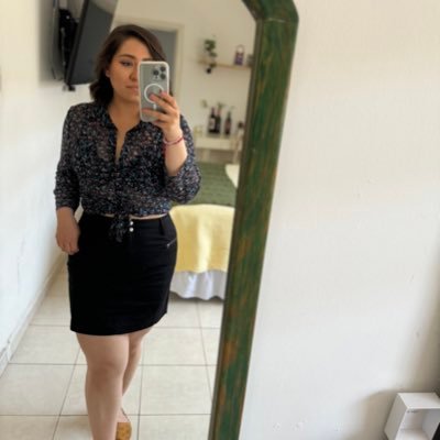 Intento de Ingeniero💁🏻♀️ Una Millennial Norteña, Señora de Closet! Obsesiva y Ansiosa ♈️ Padezco del Síndrome de Peter Pan.