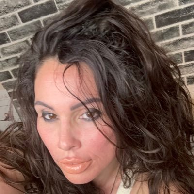 GiambraGina's profile picture. I’m here to help people in chronic daily pain with the one of kind med ball program for self care, preventative maintenance, rehabilitation and recovery ❤️‍🩹